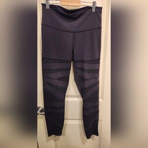 Lululemon Athletica Black Mesh Patterned Leggings